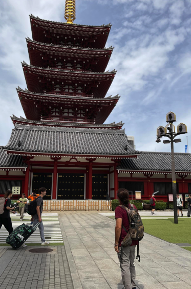 Imperial Palace Tokyo with kids family guide